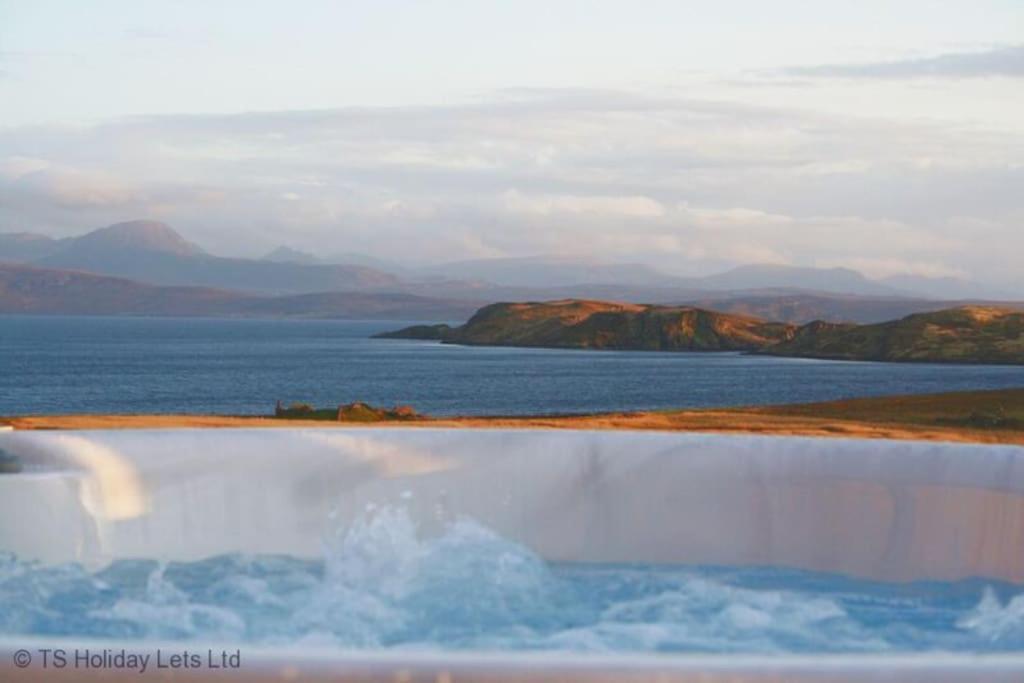 Locholly Lodge Achiltibuie Exterior foto